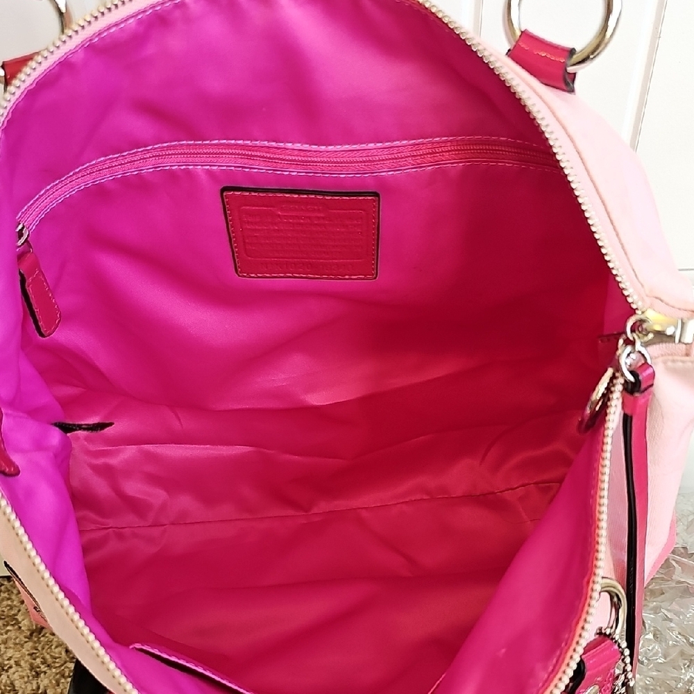 Coach Poppy 2010 Pink Ombré Floral Appliqué Glam Tote 3 Hangtags - Picture 13 of 17